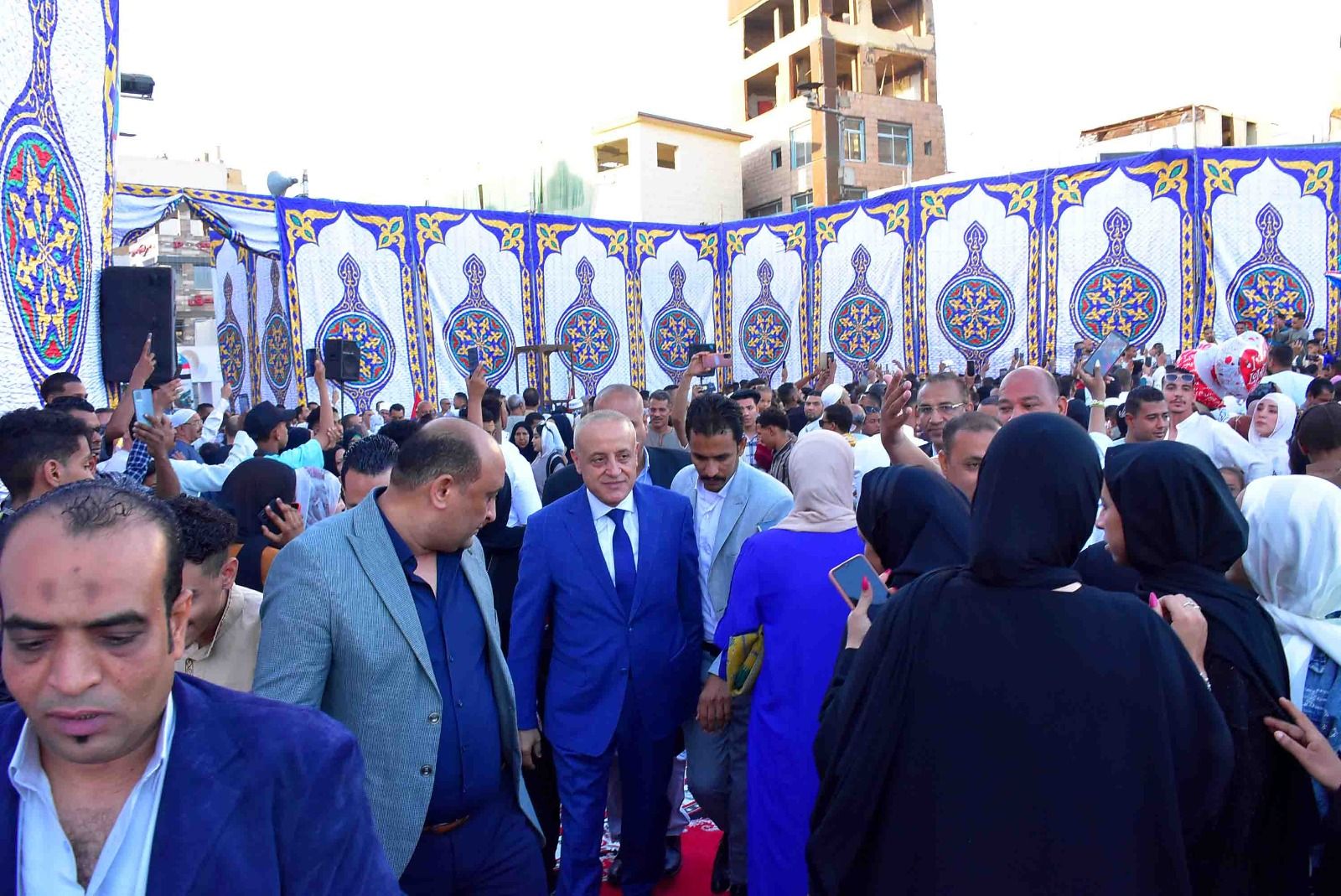 ساحة سيدى أبو الحجاج الأقصر مصدر الفرحة والبهجة فى مدينة الأقصر ساحة سيدى أبو الحجاج الأقصر مصدر الفرحة والبهجة فى مدينة الأقصر