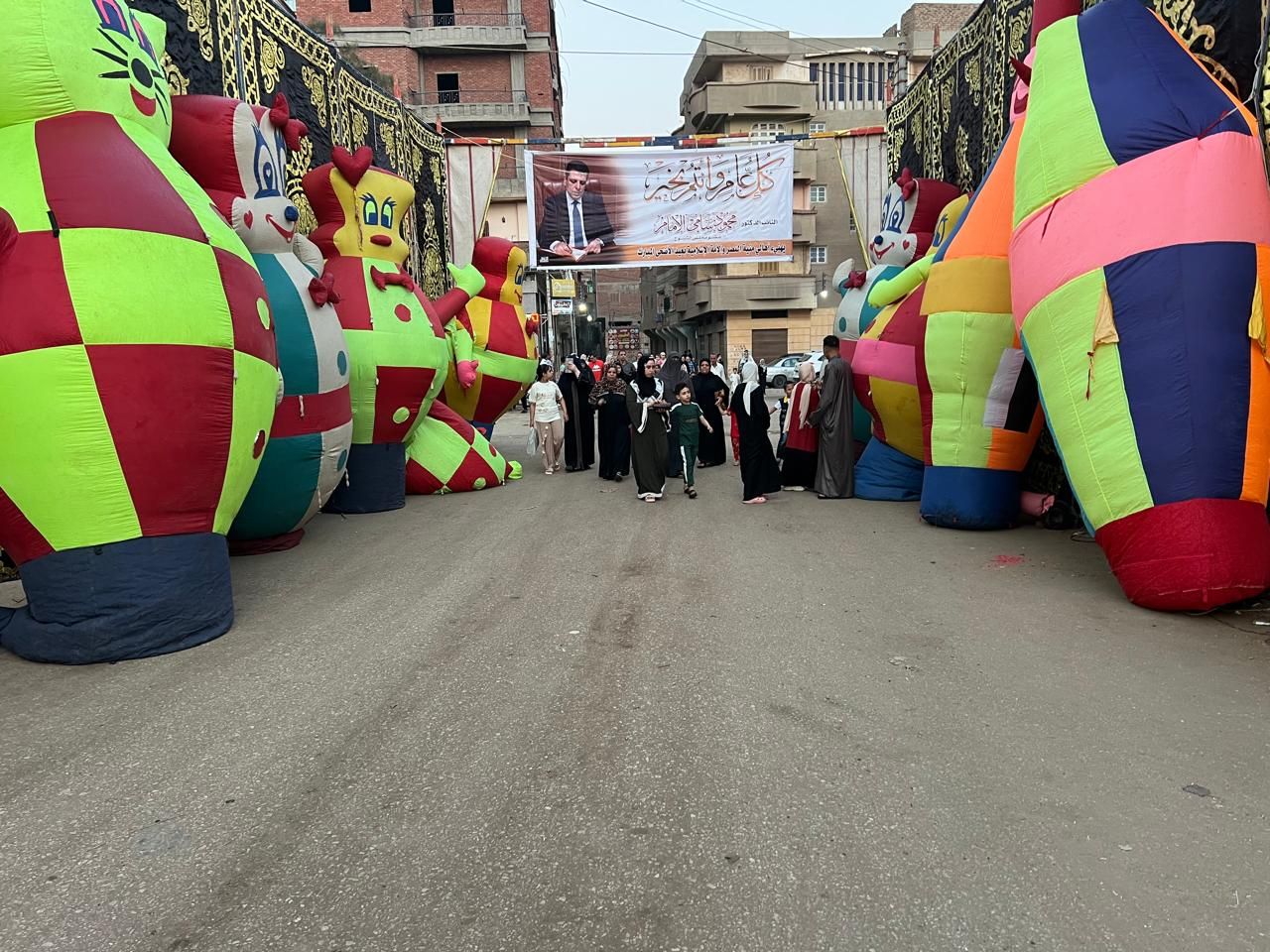 الزينة أمام الساحات بالدقهلية