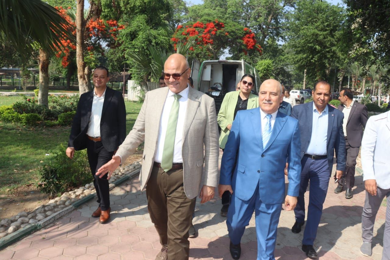 تفقد حدائق القناطر الخيرية تفقد حدائق القناطر الخيرية