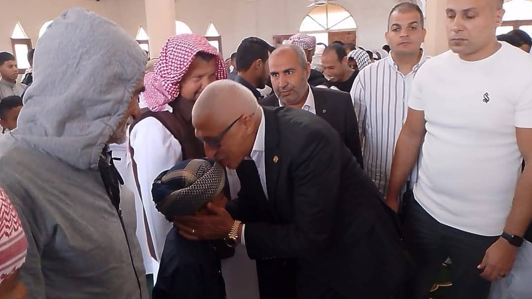 محافظ شمال سيناء يؤدي صلاة عيد الأضحى في الشيخ زويد (3) محافظ شمال سيناء يؤدي صلاة عيد الأضحى في الشيخ زويد (3)