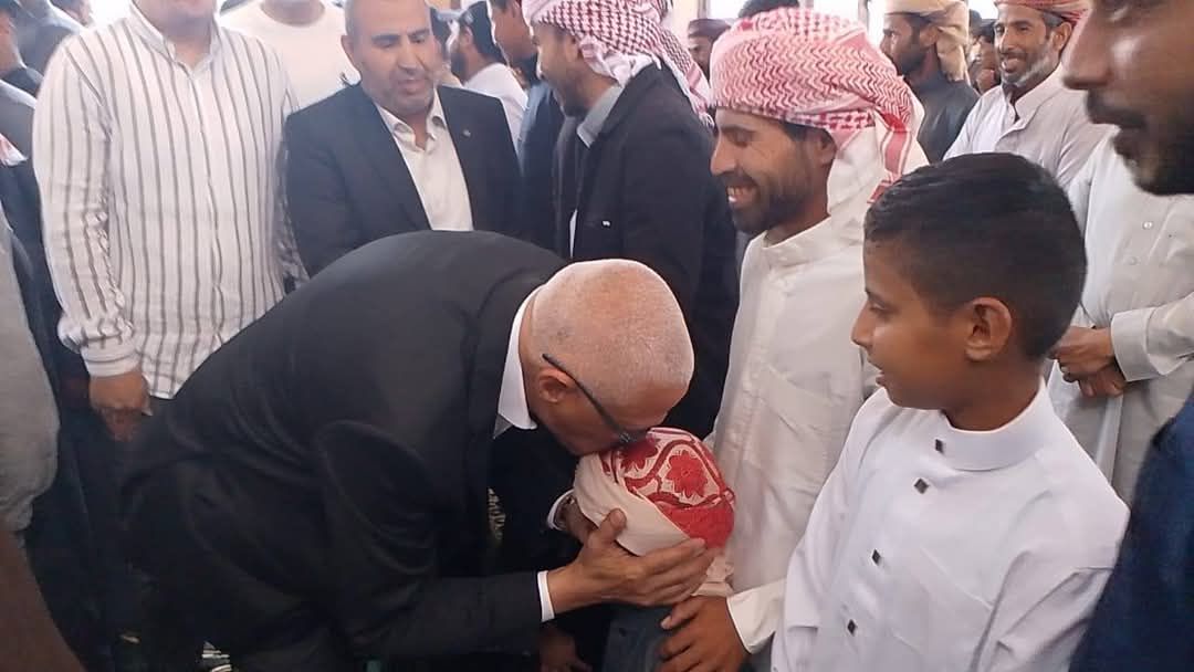 محافظ شمال سيناء يؤدي صلاة عيد الأضحى في الشيخ زويد (2) محافظ شمال سيناء يؤدي صلاة عيد الأضحى في الشيخ زويد (2)