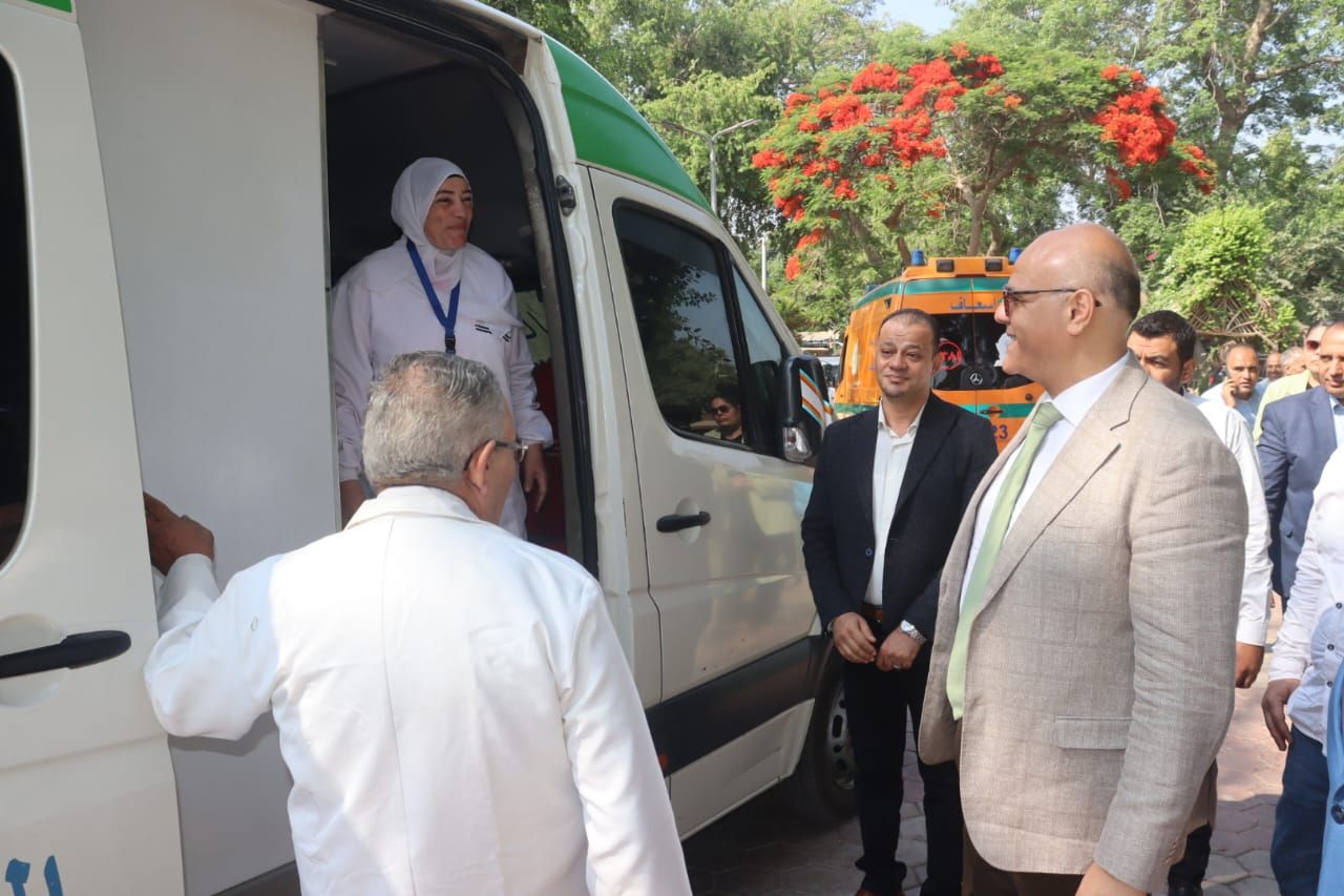 خلال الجولة بالقناطر الخيرية خلال الجولة بالقناطر الخيرية