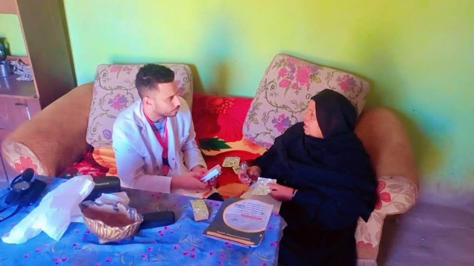 الدعم الصحي وتوصيل أدوية الأمراض المزمنة للمنازل بالعيد فى الأقصر