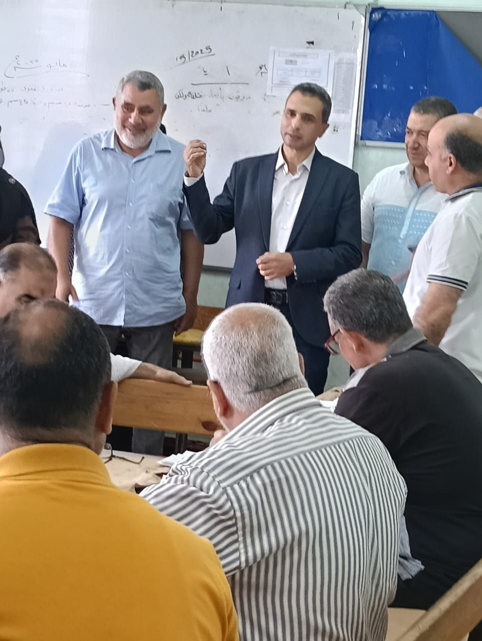 وكيل تعليم كفر الشيخ يوجه بالدقة في تصحيح أوراق الطلاب وكيل تعليم كفر الشيخ يوجه بالدقة في تصحيح أوراق الطلاب