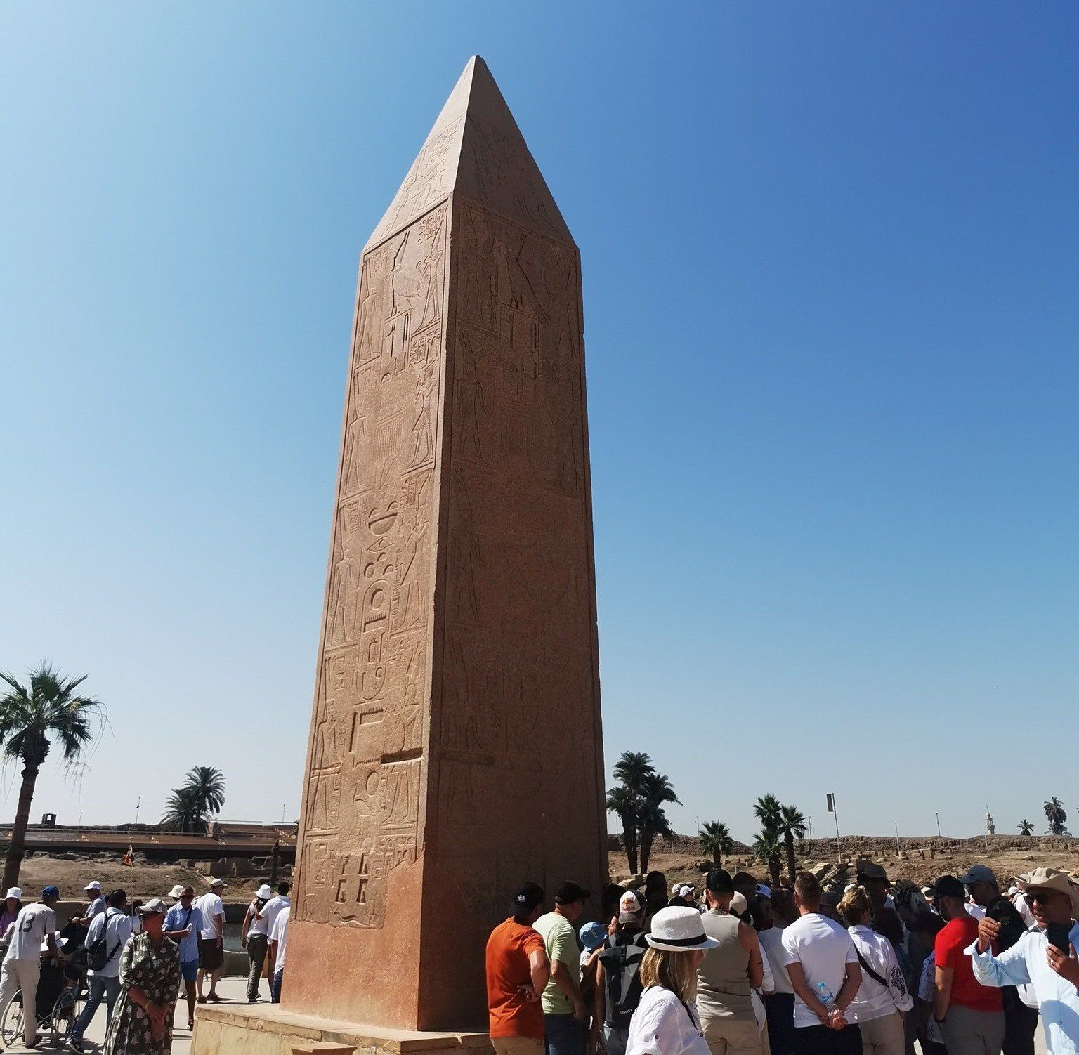جانب من سحر المسلات لجذب سياح العالم جانب من سحر المسلات لجذب سياح العالم