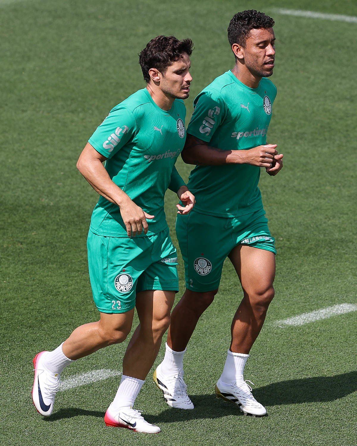 مران بالميراس البرازيلي استعدادا لمباراة الأهلي في كأس العالم للأندية (3) مران بالميراس البرازيلي استعدادا لمباراة الأهلي في كأس العالم للأندية (3)