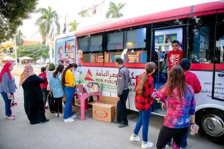 مكتبة متنقلة ببورسعيد مكتبة متنقلة ببورسعيد