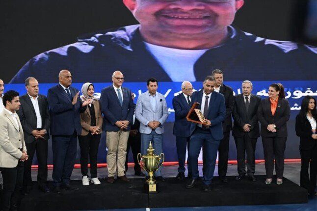وزير الرياضة ومحافظ القليوبية يشهدان نهائي دوري مراكز الشباب لكرة اليد