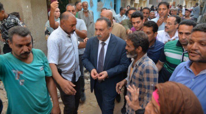تحسين حياة 130 أسرة.. محافظ أسيوط يتابع أعمال التطوير الشاملة للمنازل بمنطقة المصلة بحي غرب