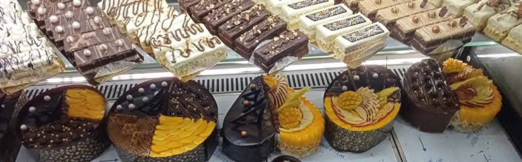 حلويات غربية بأسواق دمياط حلويات غربية بأسواق دمياط