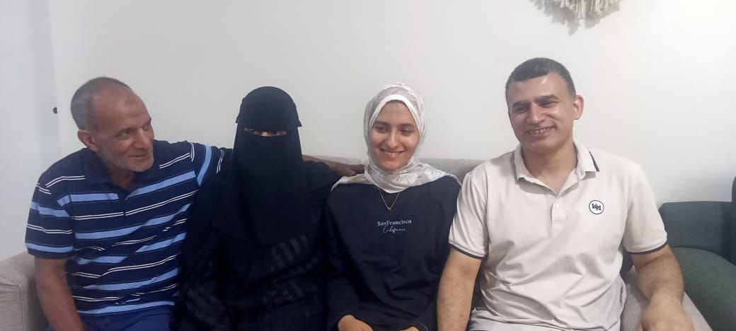 أسرة لجين أحمد الأولى على مستوى المحافظة في المرحلة الإعدادية_1 أسرة لجين أحمد الأولى على مستوى المحافظة في المرحلة الإعدادية_1