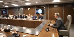 وزير
البترول
يبحث
مع
وفد
النقابة
العامة
للمناجم
تطوير
قطاع
التعدين - تكنو بلس