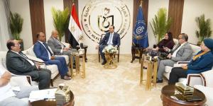 «الرعاية
      الصحية»:
      قدمنا
      1.8
      مليون
      خدمة
      طبية
      وعلاجية
      لمنتفعي
      التأمين
      الصحي
      الشامل
      بأسوان - تكنو بلس