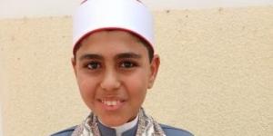جودة محمود طالب أزهرى يبهر الجميع بتلاوته العذبة في ميت غمر.. فيديو