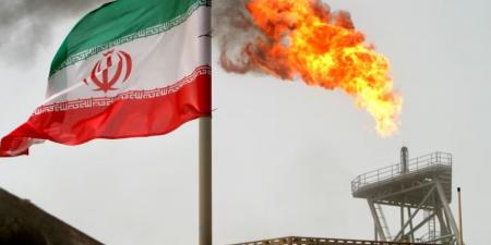 الولايات المتحدة تستهدف النفط الإيراني رغم المحادثات مع طهران - تكنو بلس