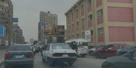 زحام مرورى بسبب حادث تصادم 5 سيارات أعلى الطريق الدائري بمنطقة السلام