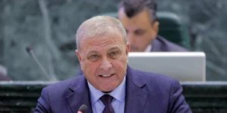 عطية
      يطالب
      بكشف
      ملابسات
      فقدان
      600
      وثيقة
      من
      دائرة
      الأراضي
      والمساحة - تكنو بلس