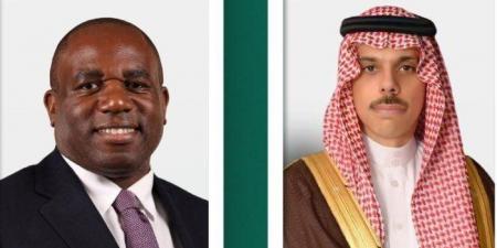 فيصل
      بن
      فرحان
      يتلقى
      اتصالاً
      هاتفيًا
      من
      وزير
      خارجية
      المملكة
      المتحدة - تكنو بلس