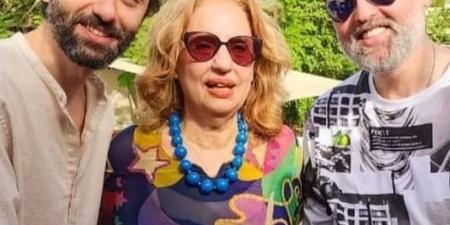 من
      هي
      جيجي
      زويد؟..
      قصة
      الزوجة
      الأولى
      لمحمود
      عبد
      العزيز
      وعودة
      اسمها
      إلى
      التريند - تكنو بلس