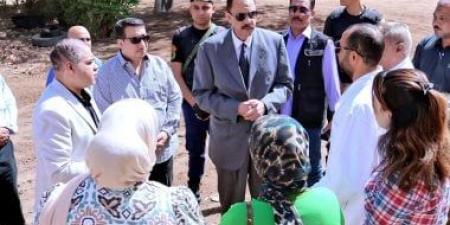 محافظ سوهاج يتفقد محطة إكثار الدواجن بحى غرب ويوجه بإنتاج سلالات جديدة