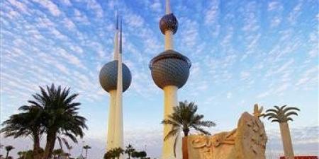 طقس
      الكويت..
      حار
      ورطب
      نسبياً
      مع
      فرصة
      للغبار
      نهاراً
      مائل
      للحرارة
      ليلاً
      والعظمى
      42
      درجة - تكنو بلس