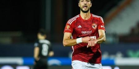 شاهد..
وسام
أبوعلى
يخطف
هدف
قاتل
للأهلى
أمام
البنك - تكنو بلس