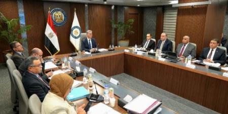 بدوي:
الوزارة
مستمرة
فى
دعم
"ثروة
للبترول"
للتوسع
فى
أعمالها - تكنو بلس