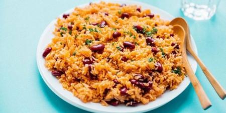 وصفة
نباتية
لذيذة
..
الأرز
الإسباني
بالفاصولياء
الحمراء - تكنو بلس
