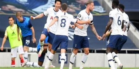 شاهد
..
لاعبو
توتنهام
يرفعون
كأس
الدورى
الأوروبى - تكنو بلس