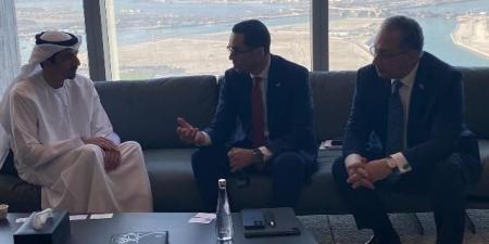 وزير
الاستثمار
يلتقي
العضو
المنتدب
لمدن
العقارية
القابضة  - تكنو بلس