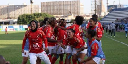 «كرة
      الأهلي
      النسائية»
      يتوج
      ببطولة
      كأس
      مصر
      للمرة
      الأولى
      في
      تاريخ
      الفريق - تكنو بلس