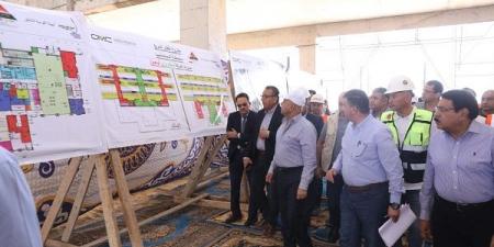 وزير
الصناعة
والنقل
يتفقد
الخط
الثاني
للقطار
الكهربائي
السريع - تكنو بلس
