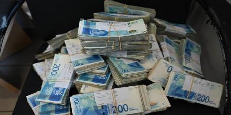 عجز
الموازنة
في
إسرائيل
يثير
أزمة
بين
وزارتي
المالية
والدفاع - تكنو بلس