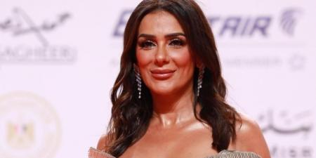 إنجي
      المقدم:
      الكوميدي
      مش
      سهل..
      وهذا
      أصعب
      مشاهد
      سيد
      الناس - تكنو بلس