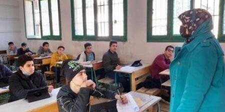 اليوم.. 9849 طالبا يؤدون امتحانات الشهادة الإعدادية بالبحر الأحمر