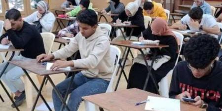 انطلاق
امتحانات
الإعدادية
فى
اللغة
العربية
بكفر
الشيخ - تكنو بلس