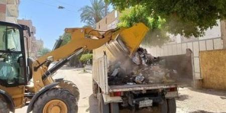 رفع 50 طن قمامة ومخلفات فى 4 قرى بمركز سوهاج