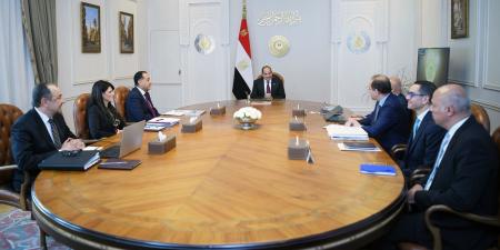 الرئيس
السيسي
يُوجه
بمُواصلة
العمل
على
تطوير
وتحسين
أداء
الشركات
التابعة
لقطاع
الأعمال
العام - تكنو بلس