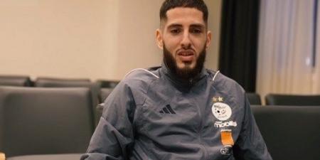 بن
زية
يلتحق
بأرض
الوطن
لمباشرة
تربصه
مع
الخضر - تكنو بلس