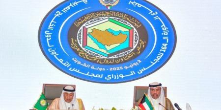 وزير
      خارجية
      الكويت:
      اجتماع
      المجلس
      الوزاري
      الخليجي
      يؤكد
      الالتزام
      بالوحدة
      وتعزيز
      التعاون
      المشترك - تكنو بلس