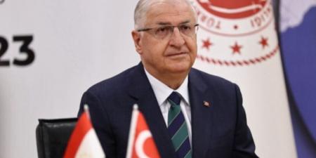 وزير
      الدفاع
      التركي:
      لن
      ننسحب
      من
      سوريا
      حتى
      يتم
      القضاء
      على
      الإرهاب - تكنو بلس