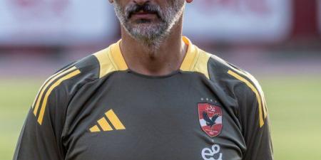 ريبييرو
:
الأهلي
به
مواهب
كثيرة
جدًا
ولا
يوجد
لاعبًا مكانه
ثابت - تكنو بلس