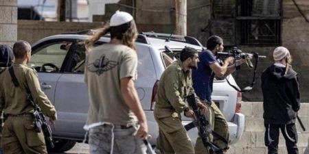 مستوطنون
      يقتحمون
      منطقة
      غرب
      رام
      الله
      في
      الضفة
      الغربية - تكنو بلس