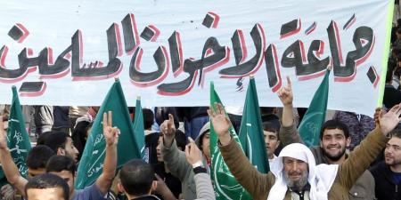 ماكينة شائعات الإخوان لاتهدأ.. محاولات مستميتة لتشويه الدور المصرى يواجهها وعى الشارع وتزايد شعبية الرئيس - تكنو بلس