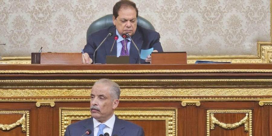 النائب
      عيد
      حماد
      يعرض
      تقارير
      مشروعات
      قوانين
      البحث
      عن
      البترول
      والغاز
      أمام
      البرلمان
      ويؤكد
      دعمه
      لجهود
      الحكومة - تكنو بلس
