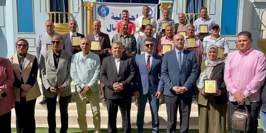 مستقبل
وطن
مغاغة
يكرم
60
شخصية
عمالية - تكنو بلس