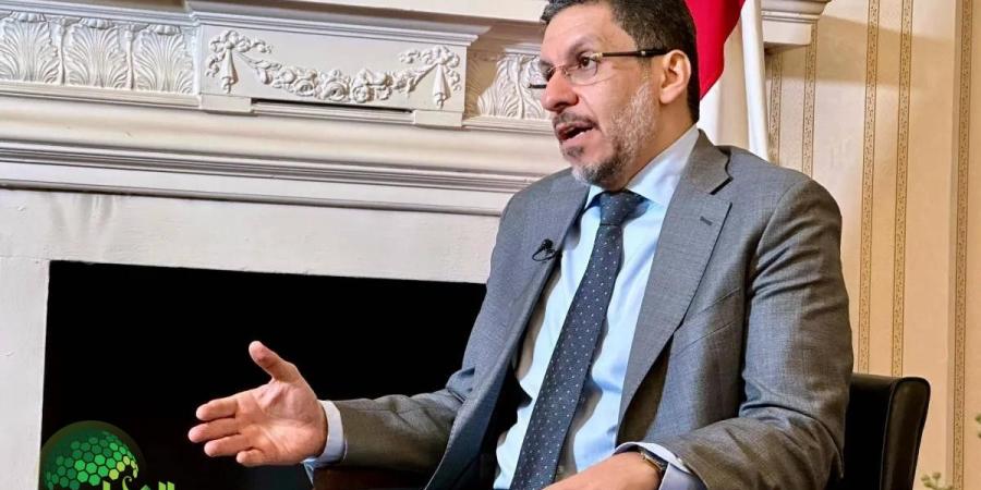 استقالة
      مفاجئة
      لرئيس
      الوزراء
      اليمني
      أحمد
      بن
      مبارك
      تثير
      تساؤلات
      حول
      مستقبل
      الحكومة - تكنو بلس