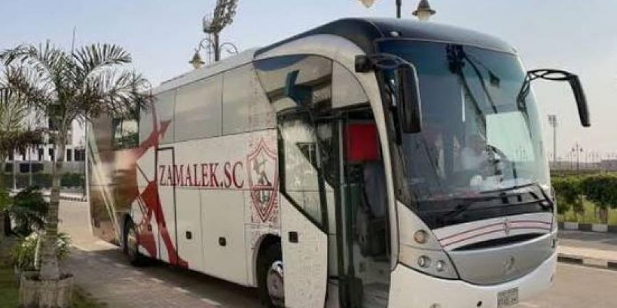 وصول
حافلة
الزمالك
لملعب
المباراة
لمواجهة
البنك
الأهلي - تكنو بلس