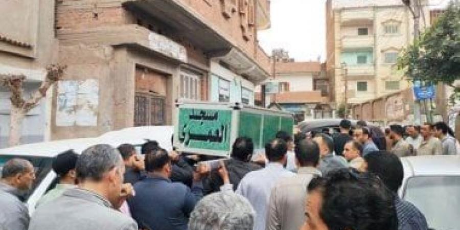 الأحد حفل تأبين الكاتب الصحفى الراحل عادل درة