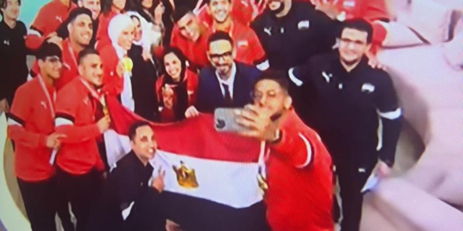 حزب الجبهة الوطنية يمنح جوائز مالية لأبطال الجودو تقديرًا لإنجازهم الأفريقى